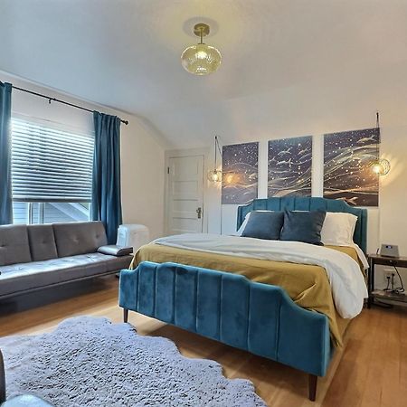 Burke House Collection - Main House Apartment ซีแอตเทิล ภายนอก รูปภาพ