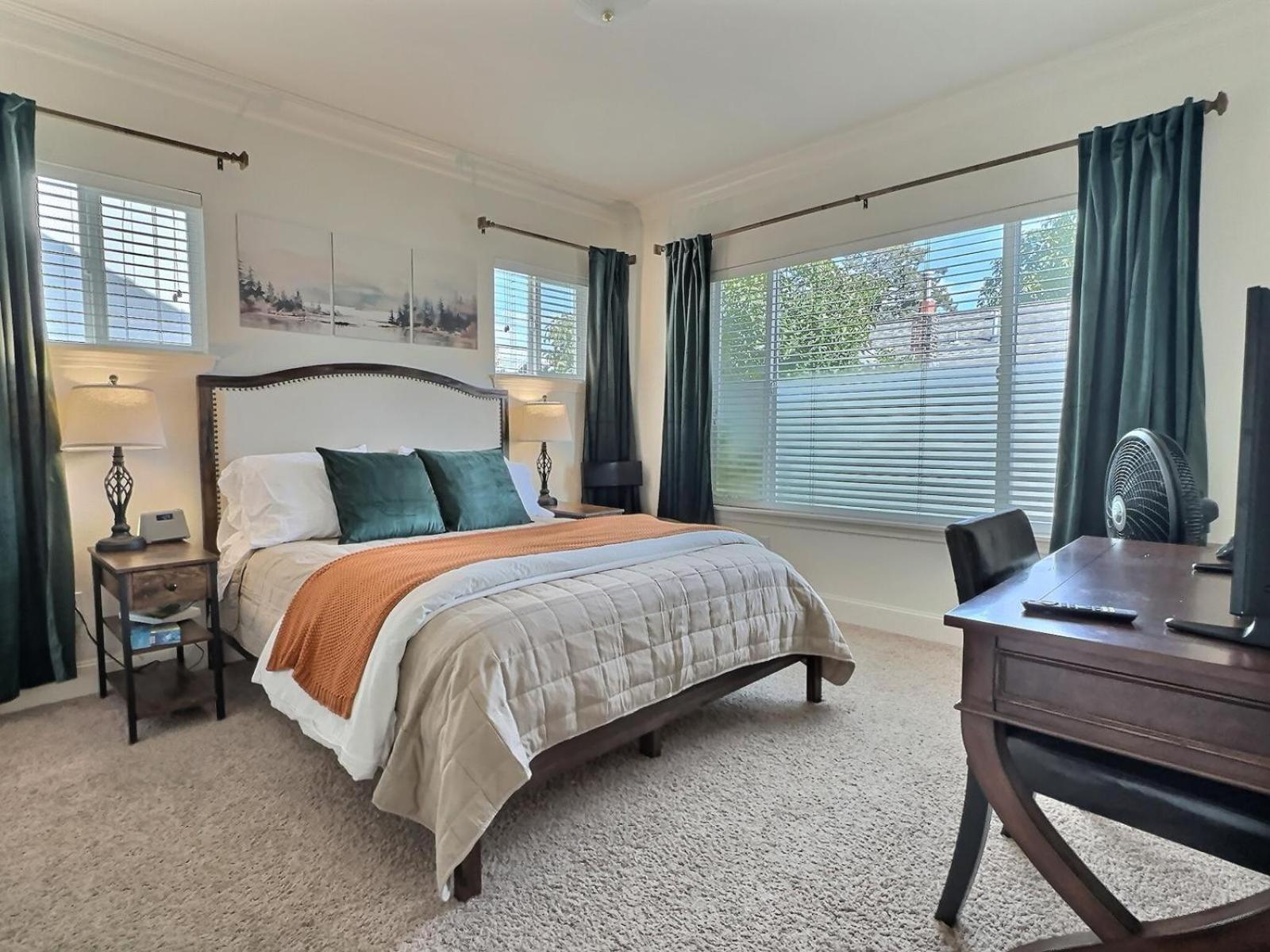 Burke House Collection - Main House Apartment ซีแอตเทิล ภายนอก รูปภาพ